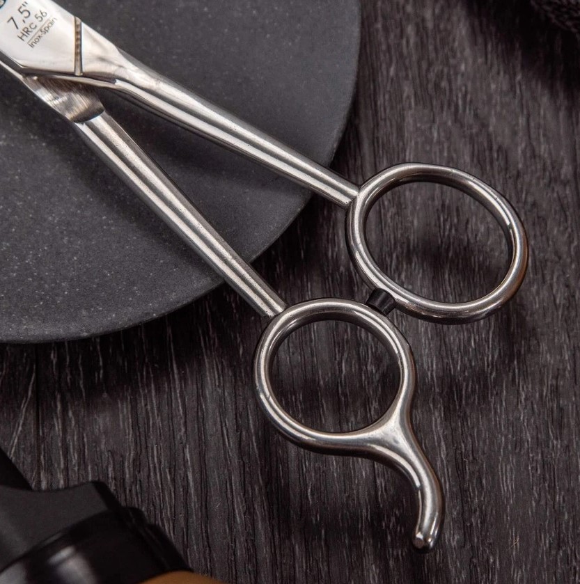 Tijera de peluqueria Ultra 7.5" con filo microdentado 3 Claveles