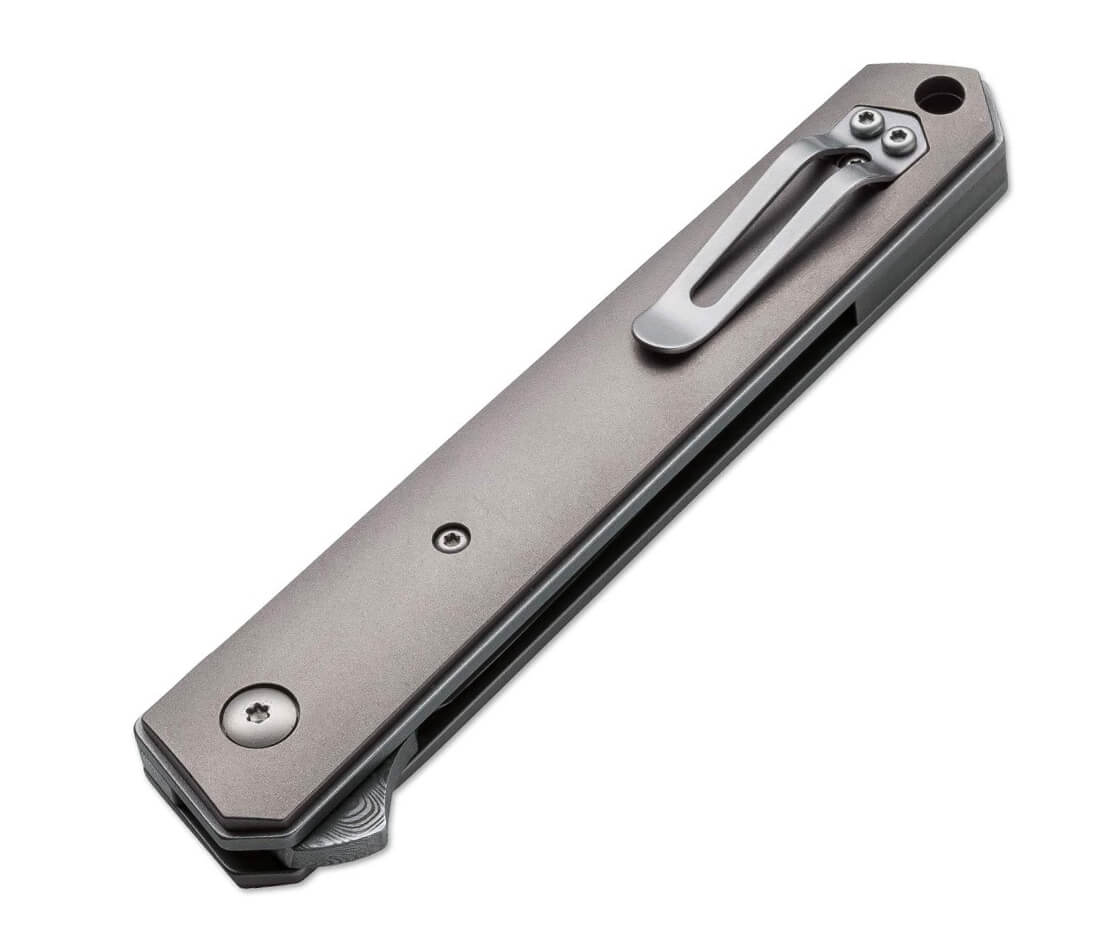 Boker Plus Kwaiken Flipper Damast un couteau de collection en acier damas et manche en titane