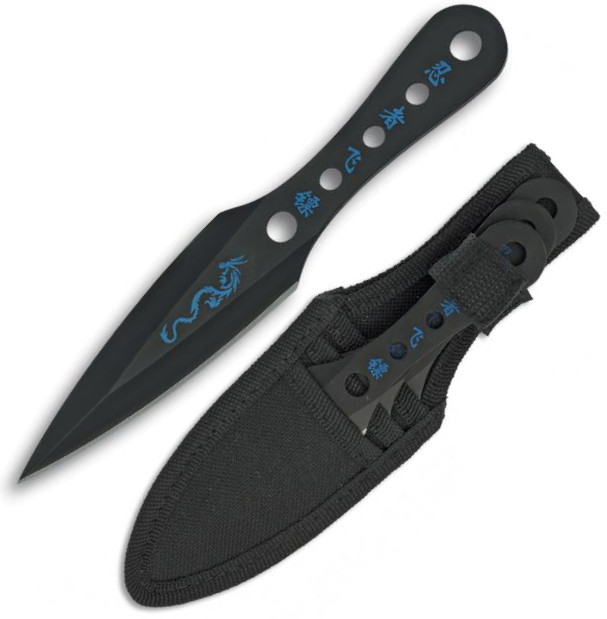 Conjunto de tres cuchillos lanzadores con grabados orientales de ...