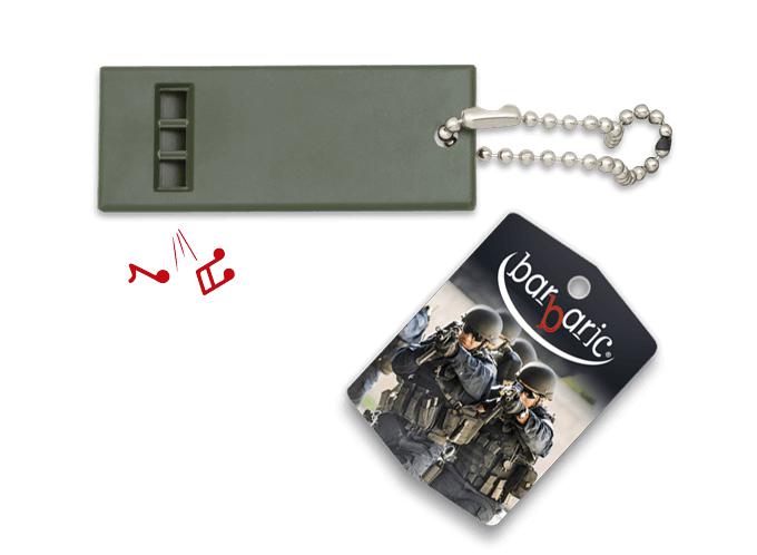 Silbato de color verde con cadenas de bolas