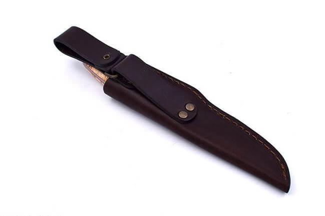 Brisa Trapper 95 con mango de madera estabilizada de abedul rizado y hoja scandi de acero N690Co con funda Trapper