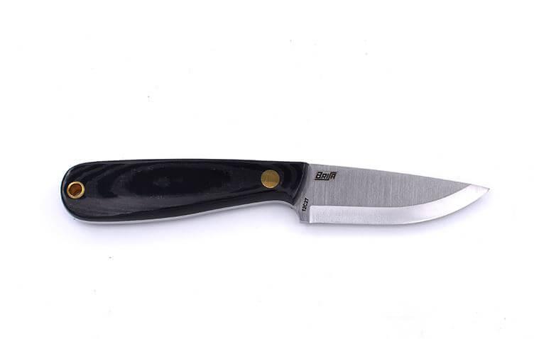 Brisa Necker 70 Scandi Neck Knife mit schwarzem Micarta-Griff und Kydex-Scheide