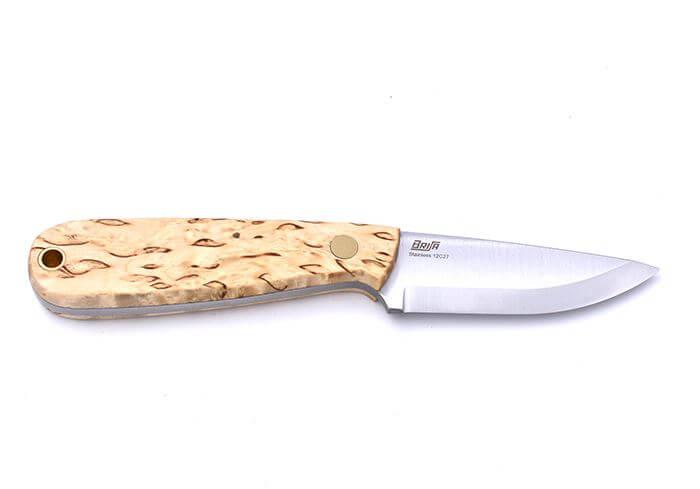 Cuchillo de cuello Brisa Necker 70 Scandi con mango de madera de abedul rizado y funda de piel