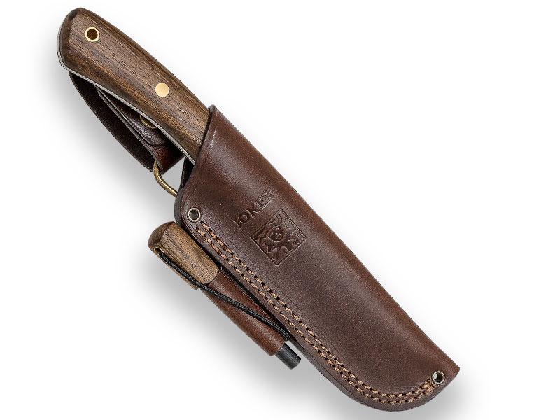 Cuchillo bushcraft Joker Nessmuk S con mango de madera de nogal con pedernal