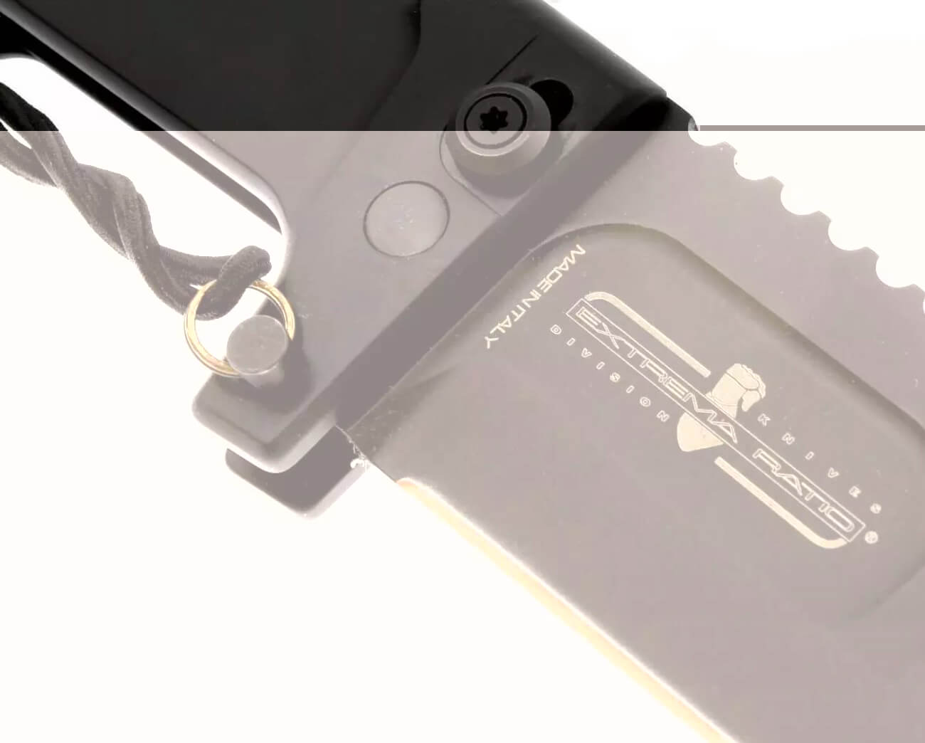 Navaja táctica y de supervivencia RAO II. Hoja de 119 mm en acero Böhler. Cuenta con funda y afilador.