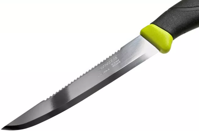 Couteau de plongée Morakniv Fishing Comfort Scaler 150. Lame en acier inoxydable de 15 cm.