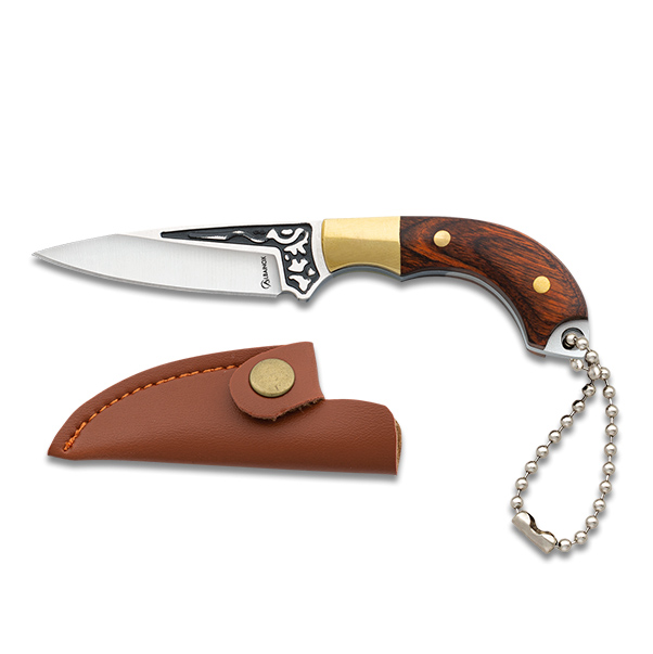 Couteau de chasse avec lame de 4,7 cm et manche endurance