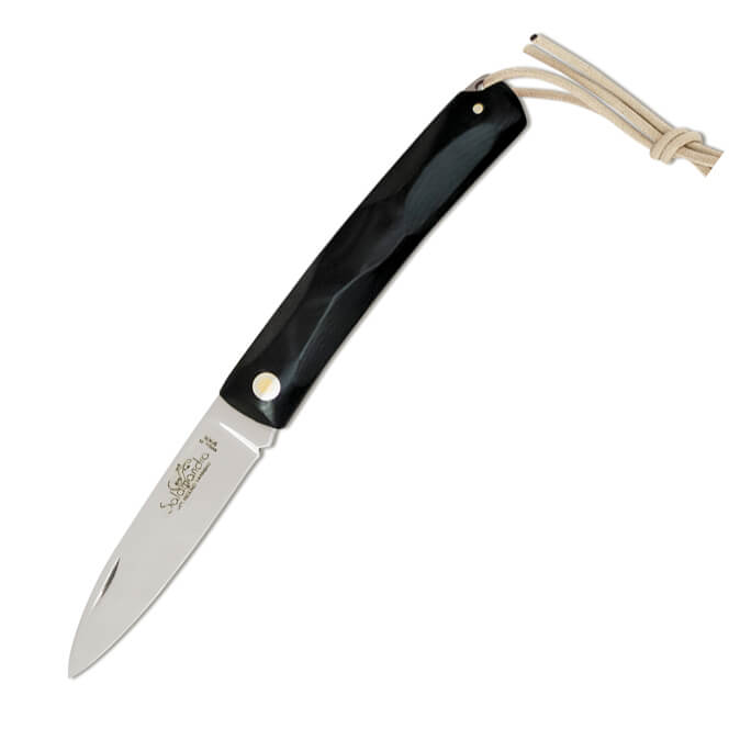 Navaja de Salamandra de Mikarta