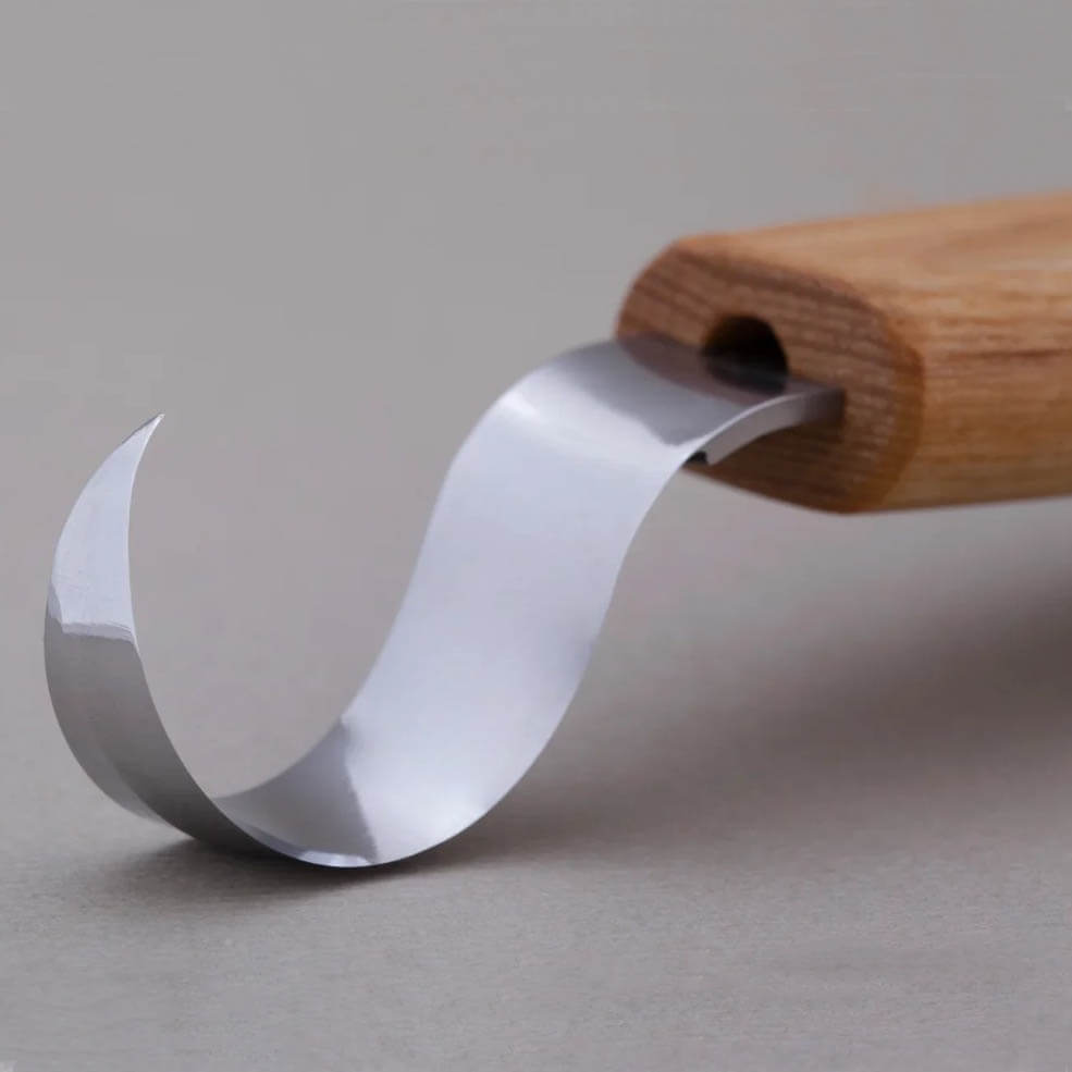 Cuchillo para tallar cucharas hoja de 25 mm y mango de madera de fresno