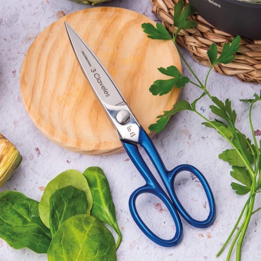 Tijeras de cocina Master azul de 8" en acero inoxidable con acabado brillo