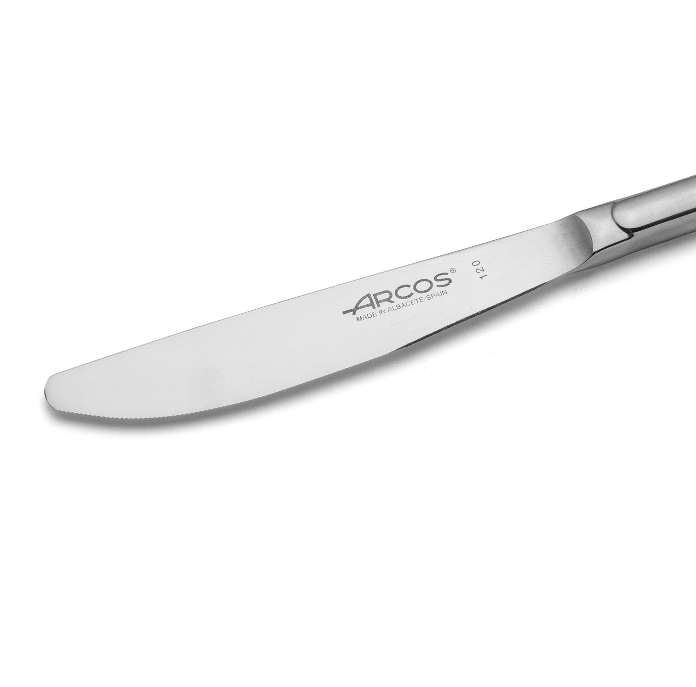 12 cuchillos de mesa Arcos filo microperlado serie Berlín acero inoxidable 220 mm
