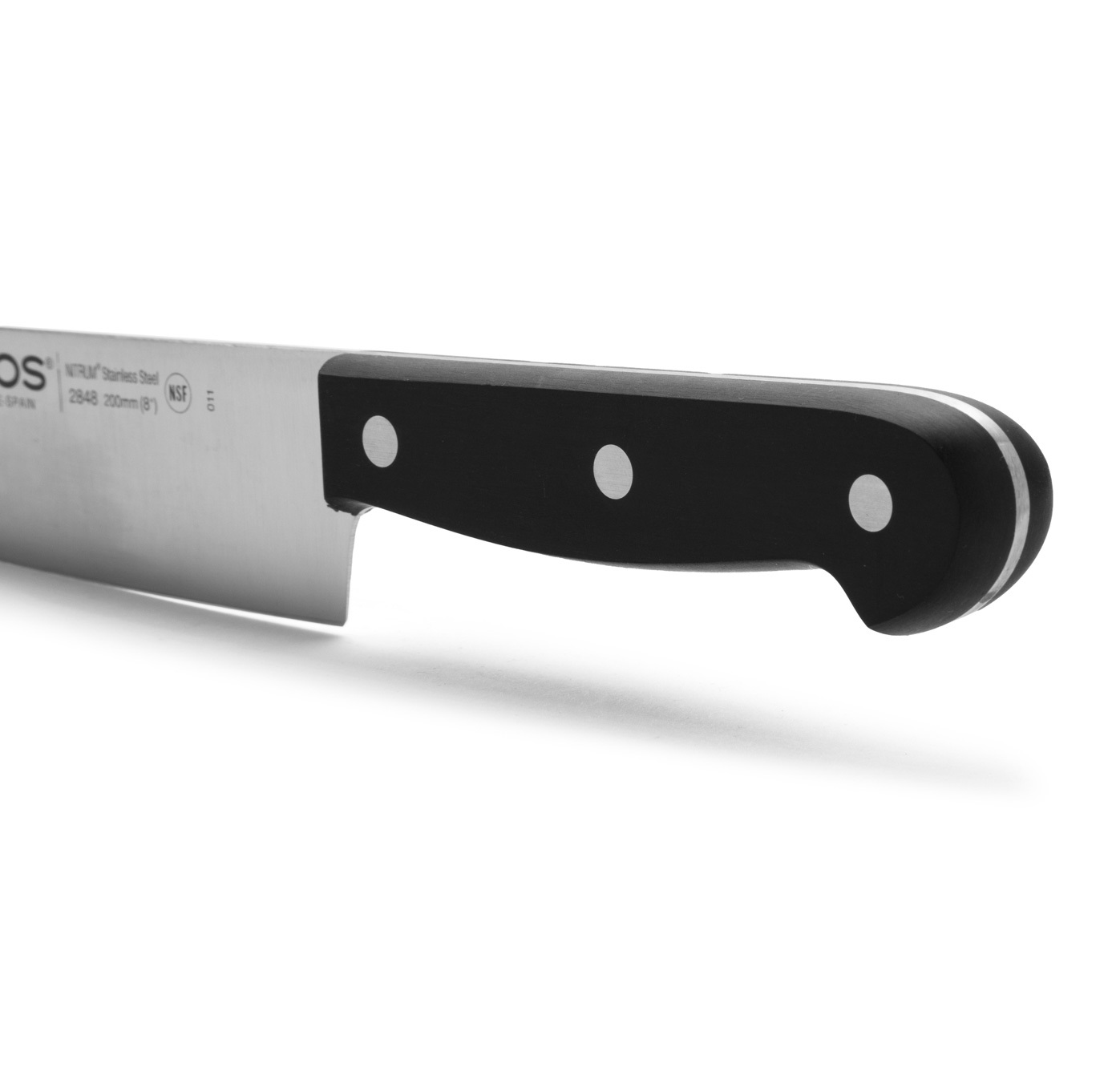 Cuchillo cocinero Arcos Universal con mango de polioximetileno negro y hoja de 200 mm