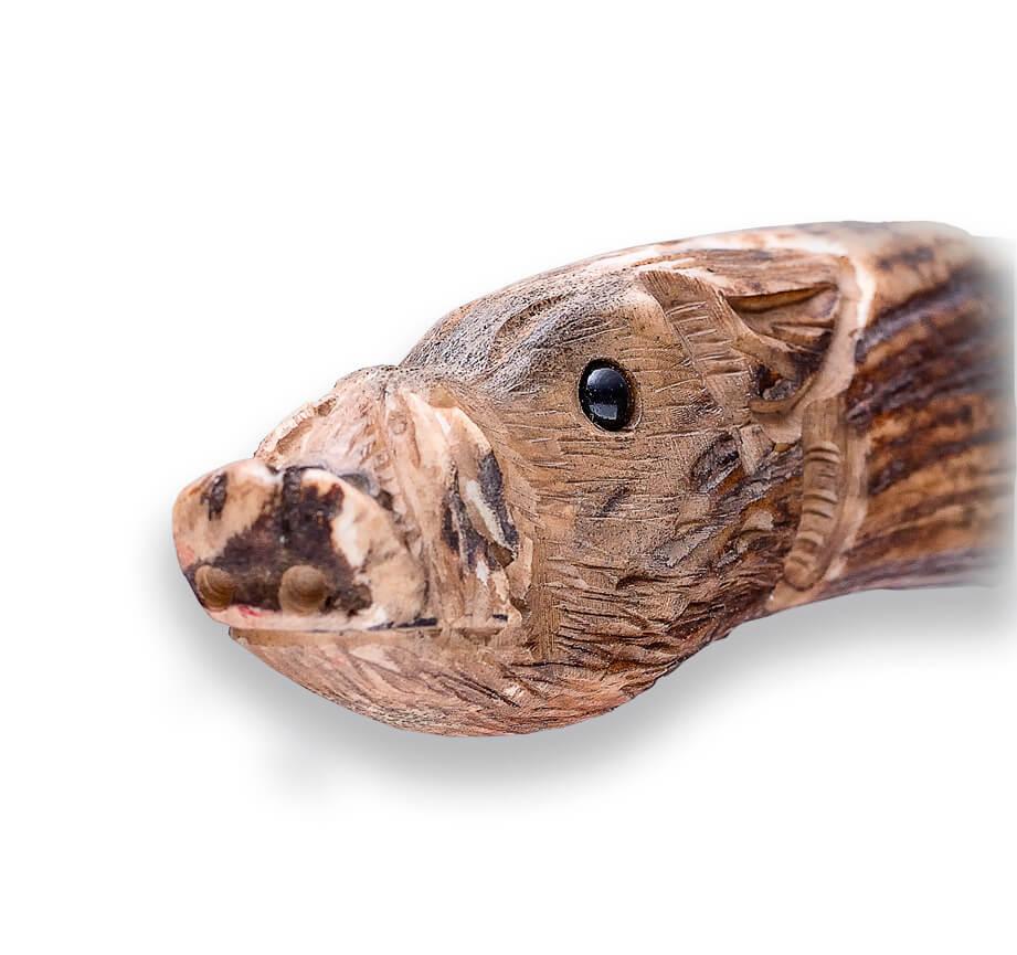 Cuchillo Bowie de caza y colección Joker con mango de asta de ciervo tallado