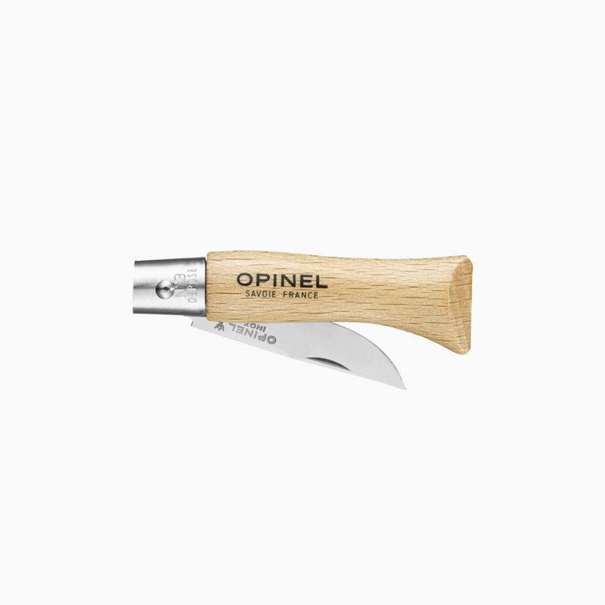 Opinel Nº 3 con hoja de acero inoxidable y mango de madera de haya barnizada